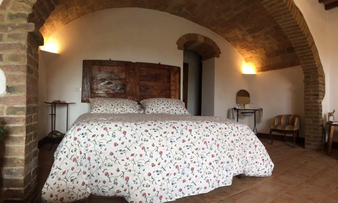 Casa Vacanza Vicolo Degli Orti Monticiano Luaran gambar